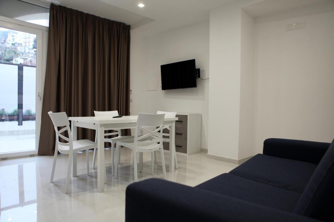 Vietri Aretusa Resort Amalfi Coast מראה חיצוני תמונה