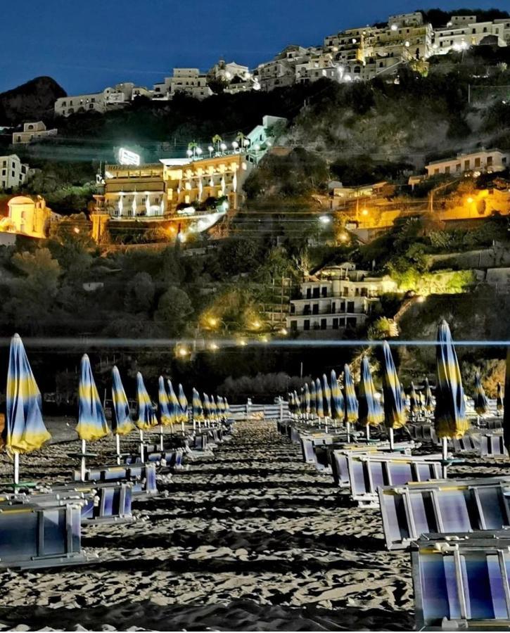 Vietri Aretusa Resort Amalfi Coast מראה חיצוני תמונה